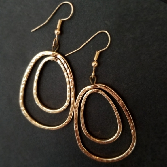 Double Oval Hoop Earrings - Picture 3 of 3